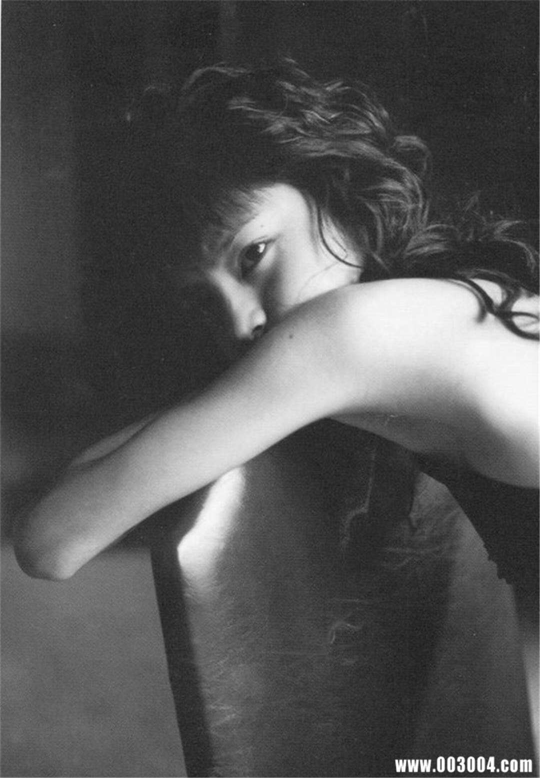 日本最美少女の复古气质脸|宝生舞 x 筱山纪信