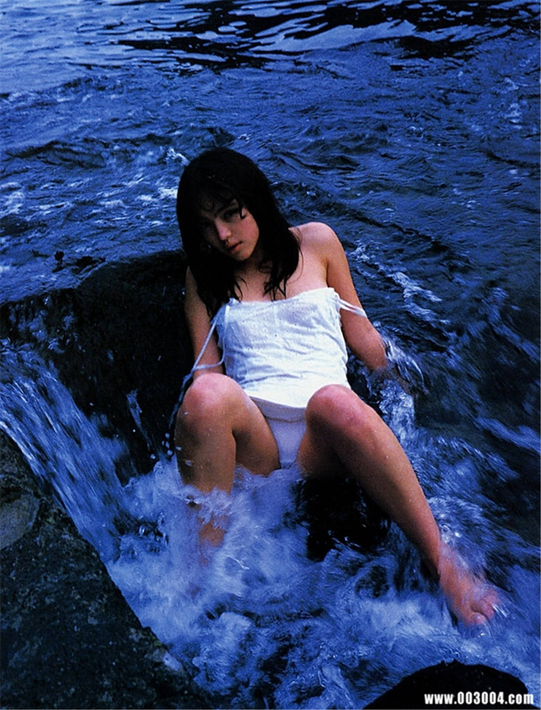 永井流奈写真集《天城淫行》高清全本