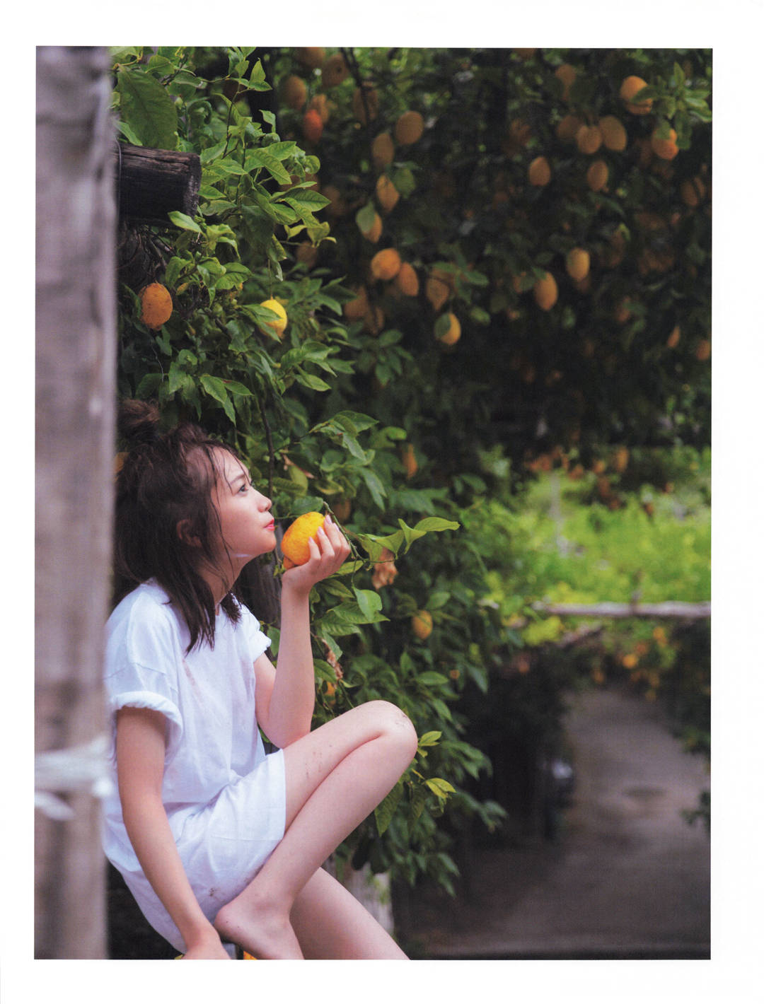 “性感”到了牙齿 | 秋元真夏2nd写真集《しあわせにしたい》