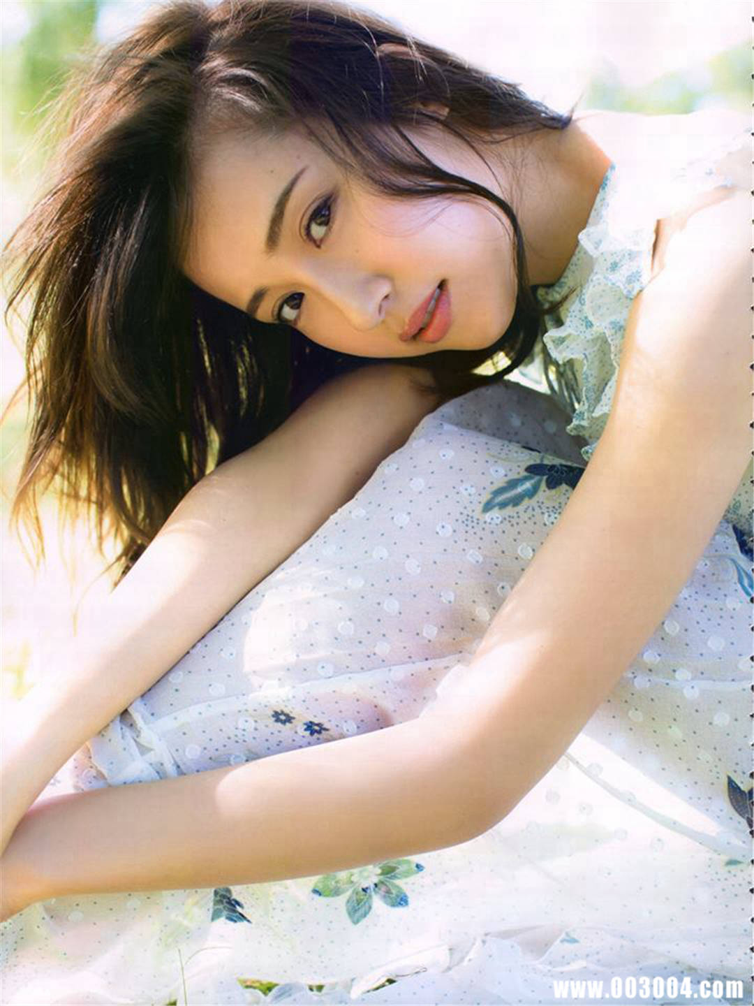 卫藤美彩写真集《話を聞こうか》高清全本