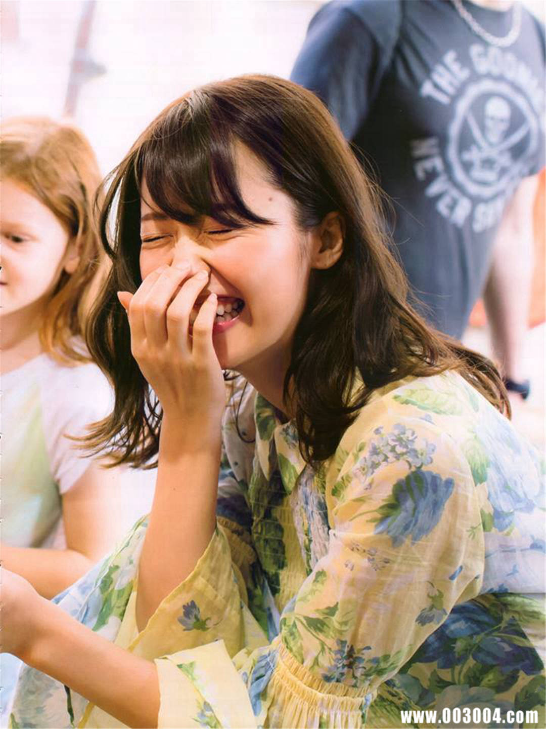 卫藤美彩写真集《話を聞こうか》高清全本