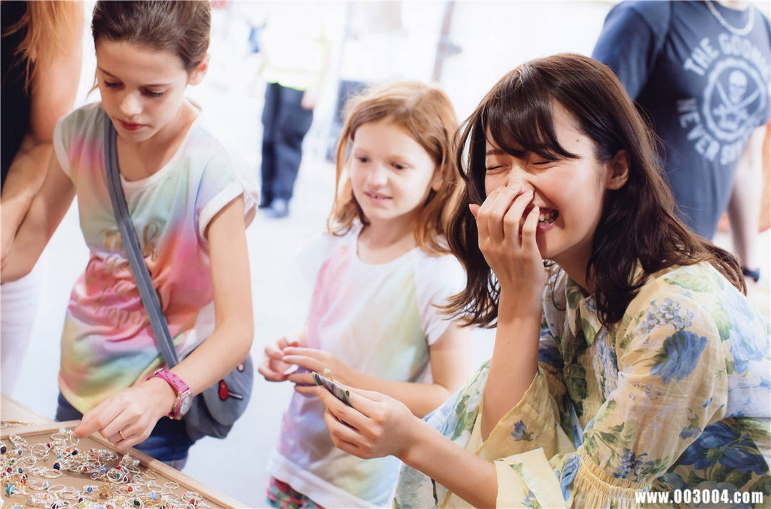 卫藤美彩写真集《話を聞こうか》高清全本