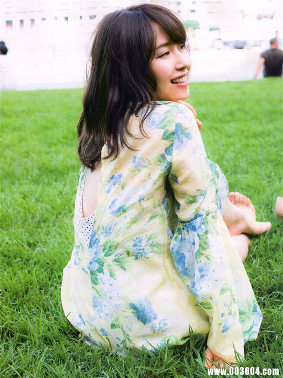 卫藤美彩写真集《話を聞こうか》高清全本