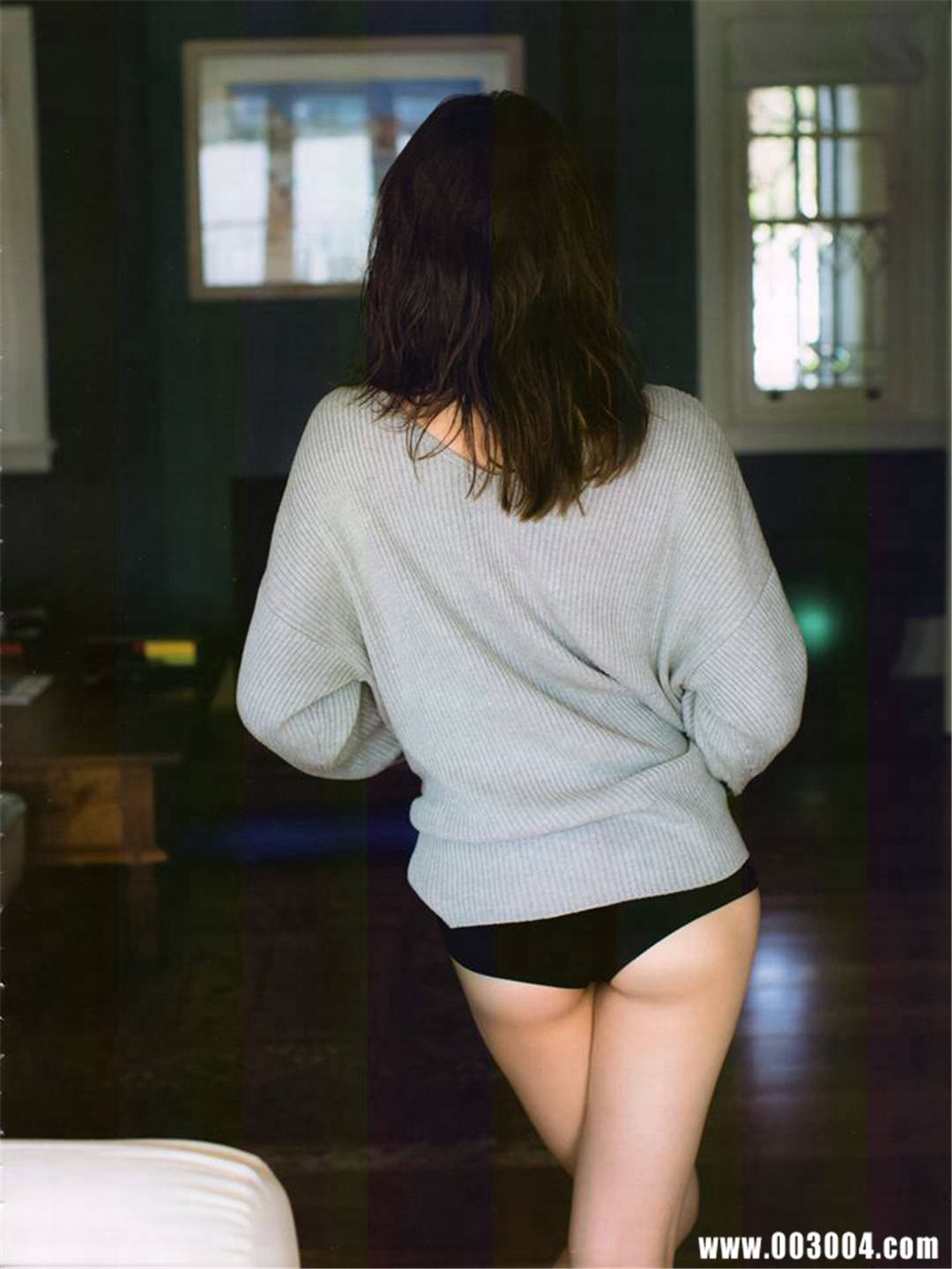 卫藤美彩写真集《話を聞こうか》高清全本