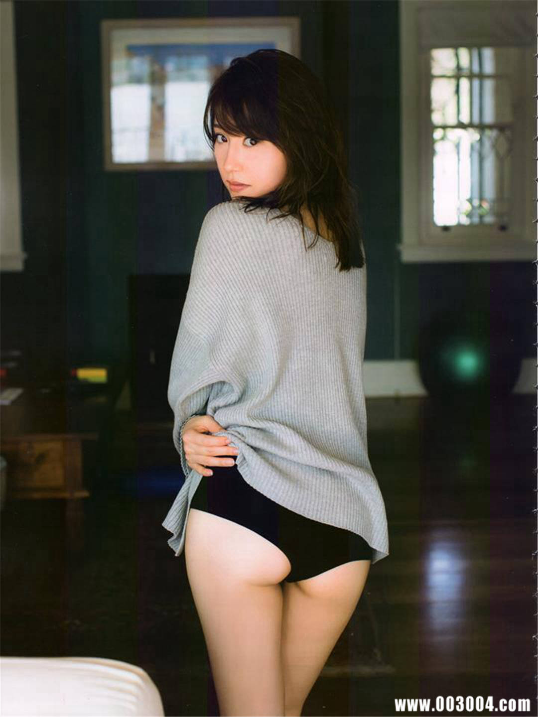 卫藤美彩写真集《話を聞こうか》高清全本