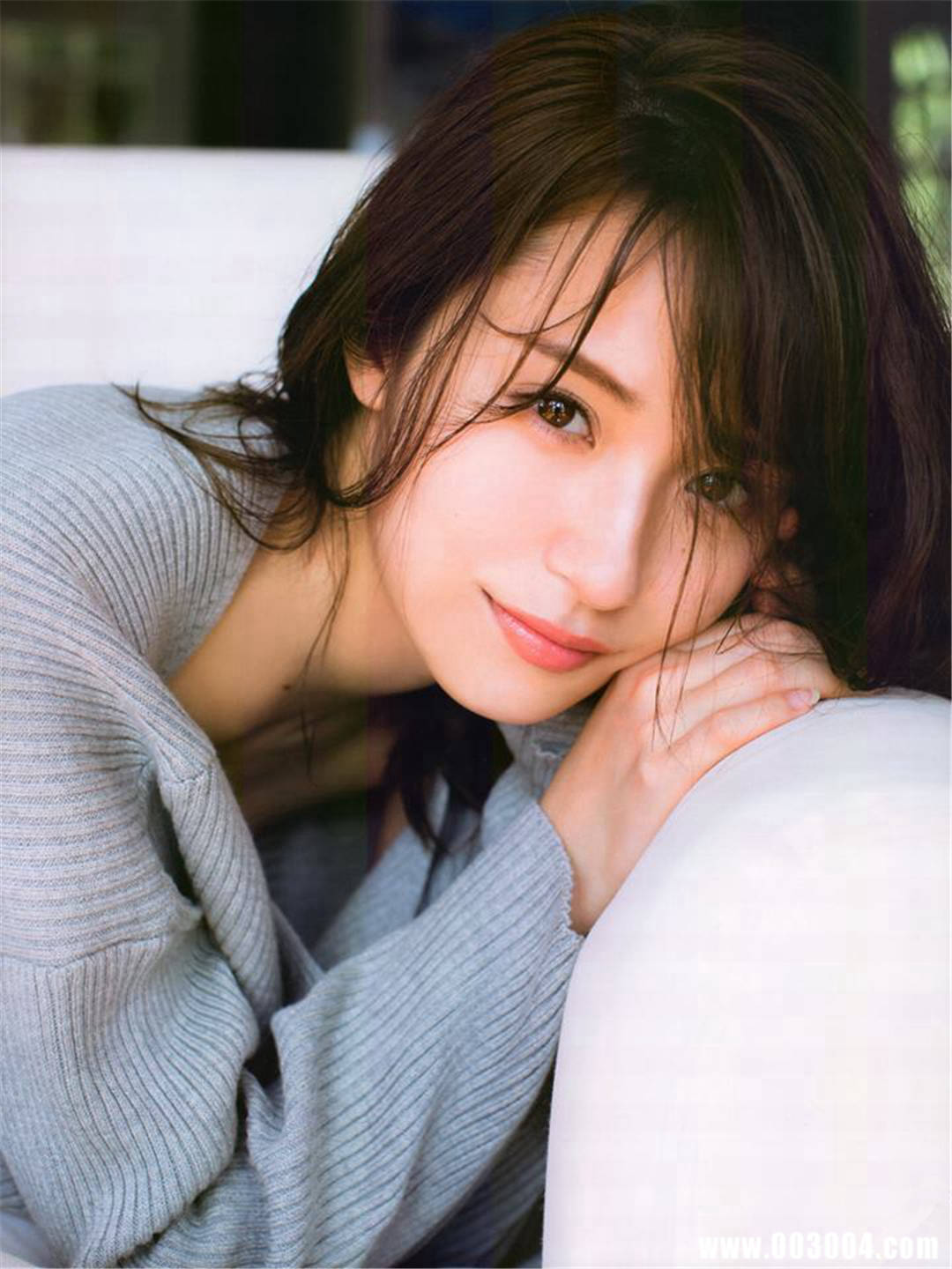 卫藤美彩写真集《話を聞こうか》高清全本