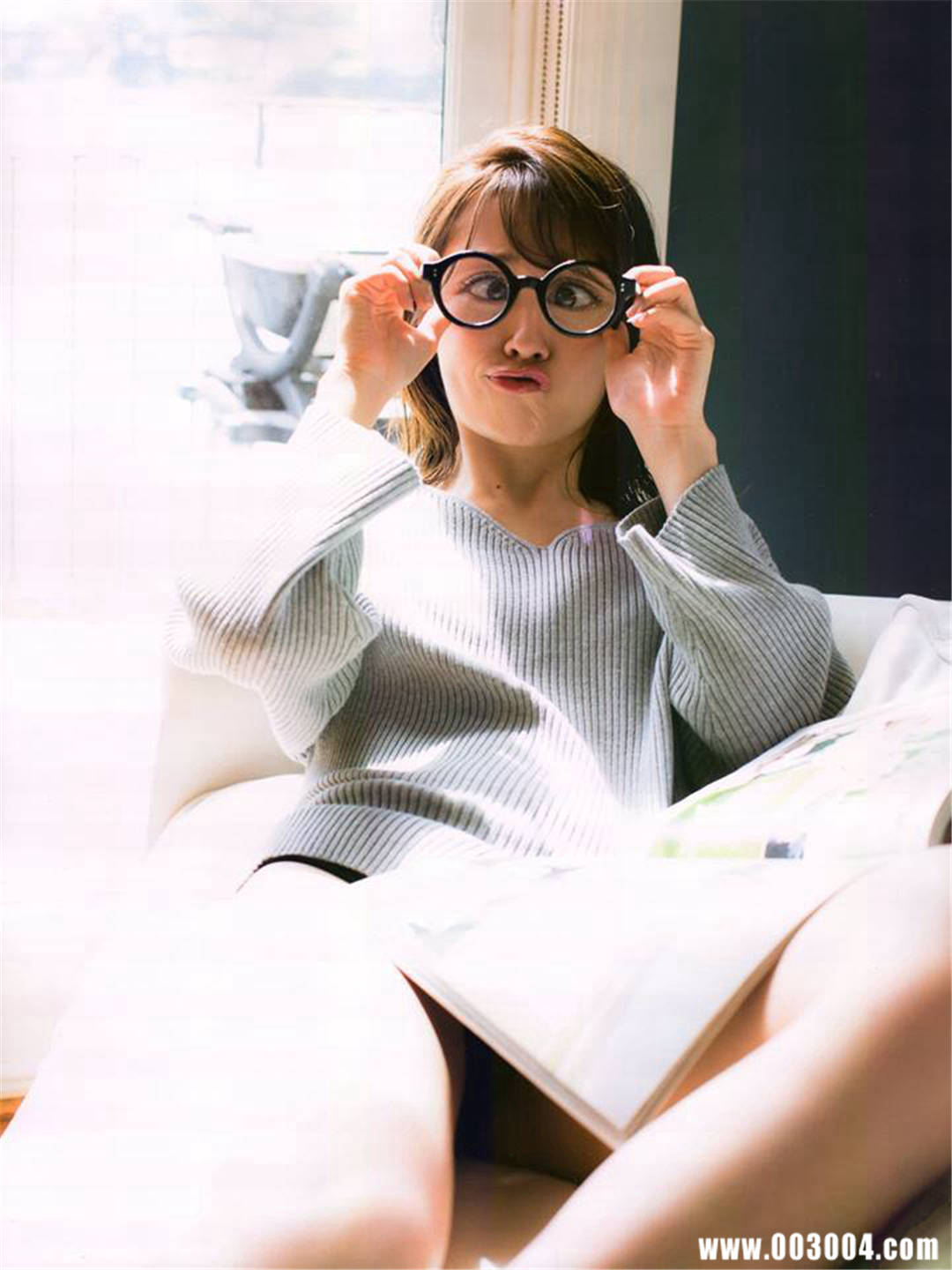 卫藤美彩写真集《話を聞こうか》高清全本