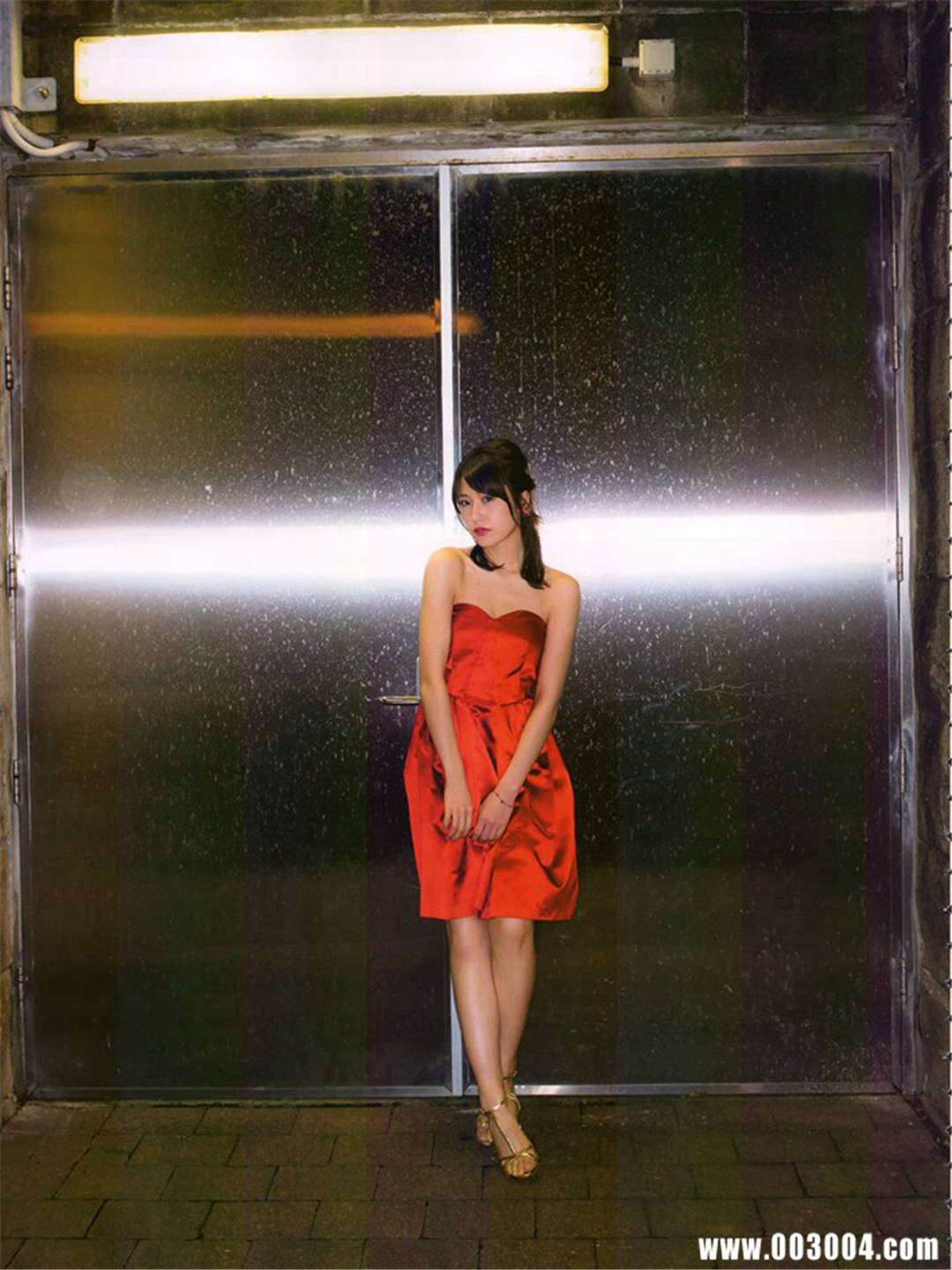 卫藤美彩写真集《話を聞こうか》高清全本