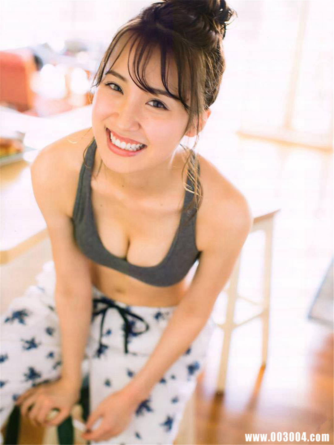 卫藤美彩写真集《話を聞こうか》高清全本