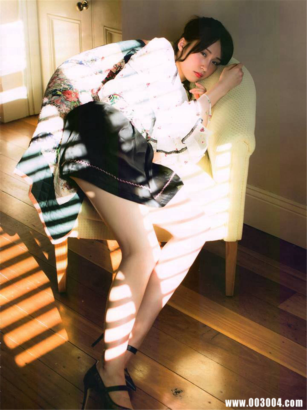 卫藤美彩写真集《話を聞こうか》高清全本