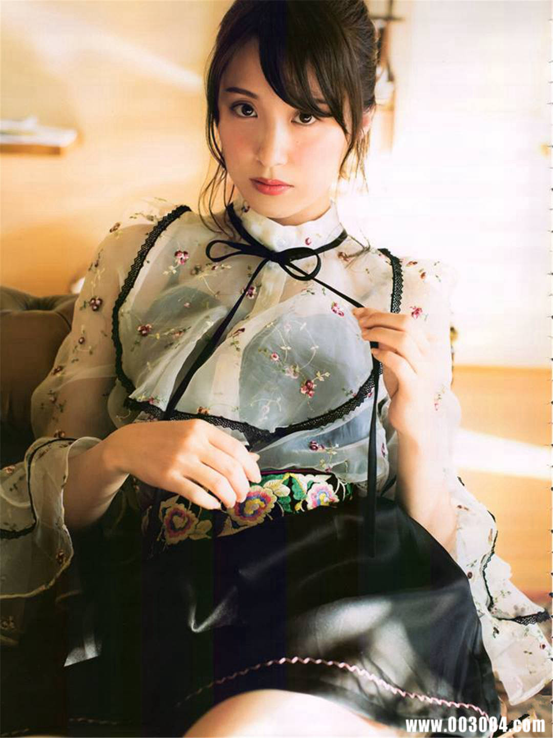 卫藤美彩写真集《話を聞こうか》高清全本