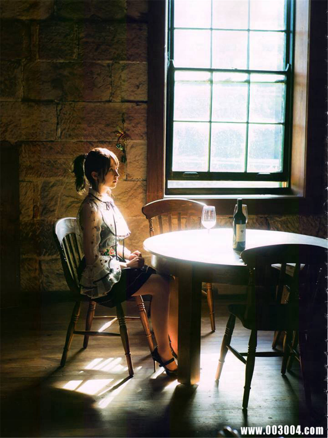 卫藤美彩写真集《話を聞こうか》高清全本