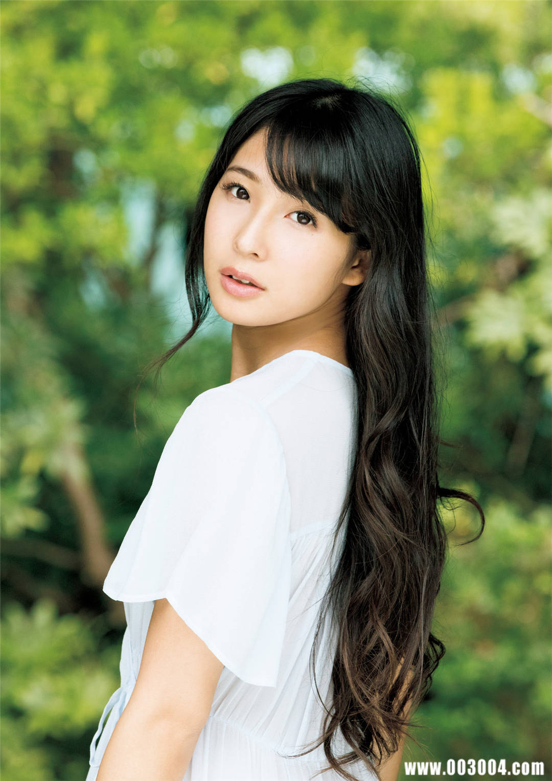 川崎绫1st写真集『触れてくれますか』高清全本