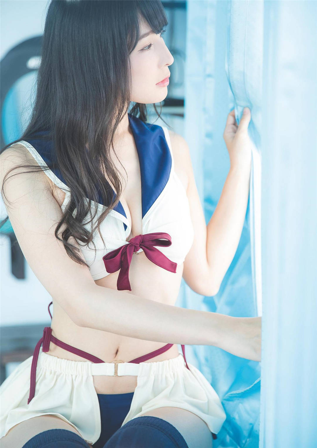 水蛇腰女神 | 川崎绫写真集《AYA TRIP》