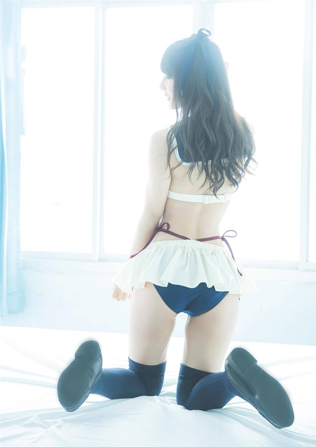 水蛇腰女神 | 川崎绫写真集《AYA TRIP》