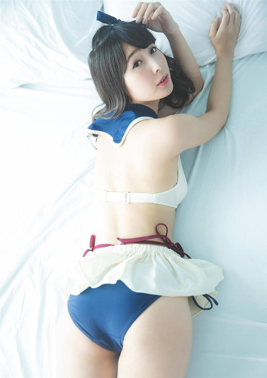 水蛇腰女神 | 川崎绫写真集《AYA TRIP》