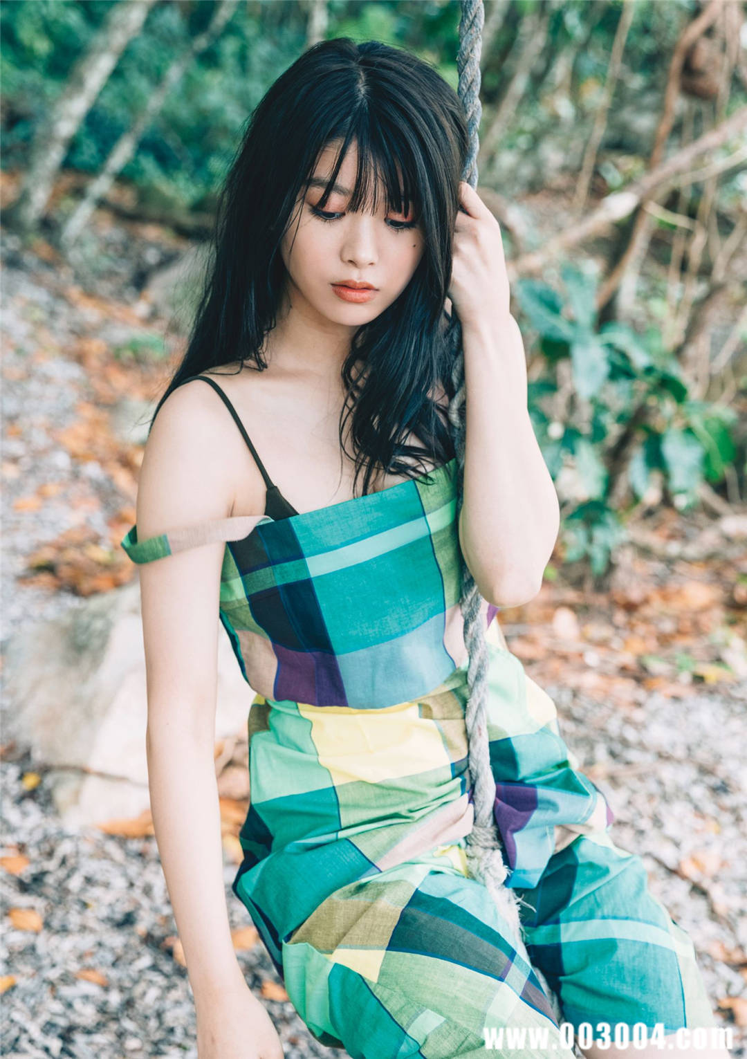 马场富美加首部旅行书《马场ふみか ばばたび》：沉浸在树熊的拥抱中！