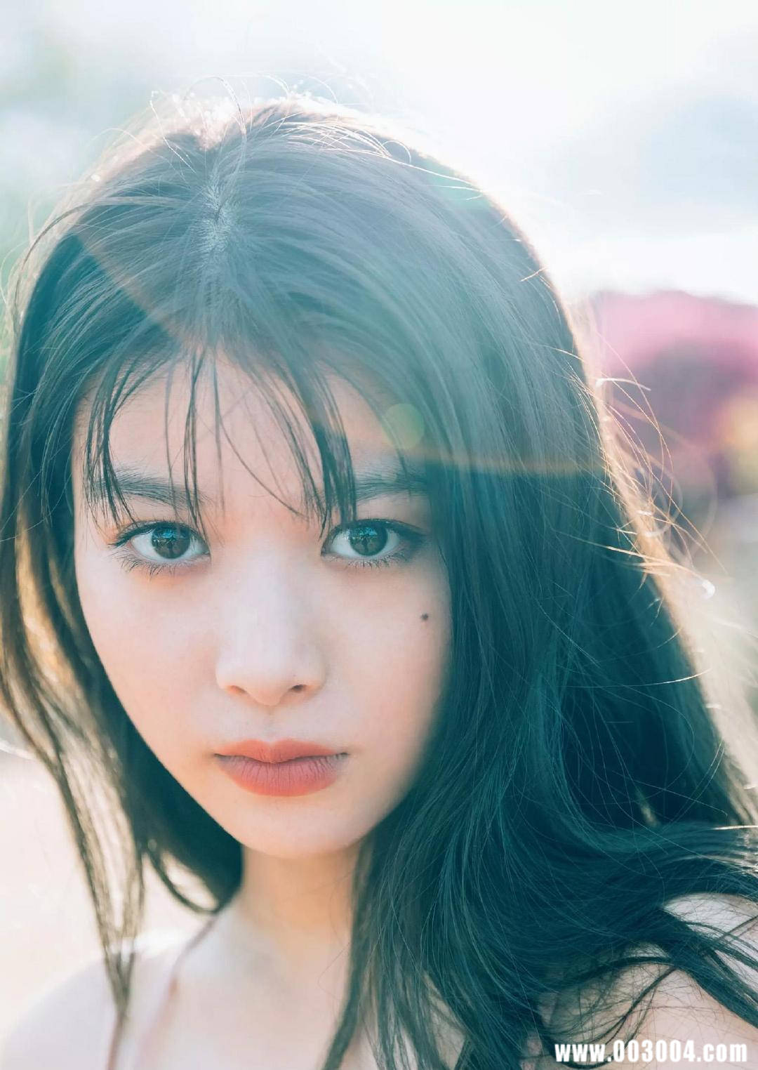 马场富美加首部旅行书《马场ふみか ばばたび》：沉浸在树熊的拥抱中！