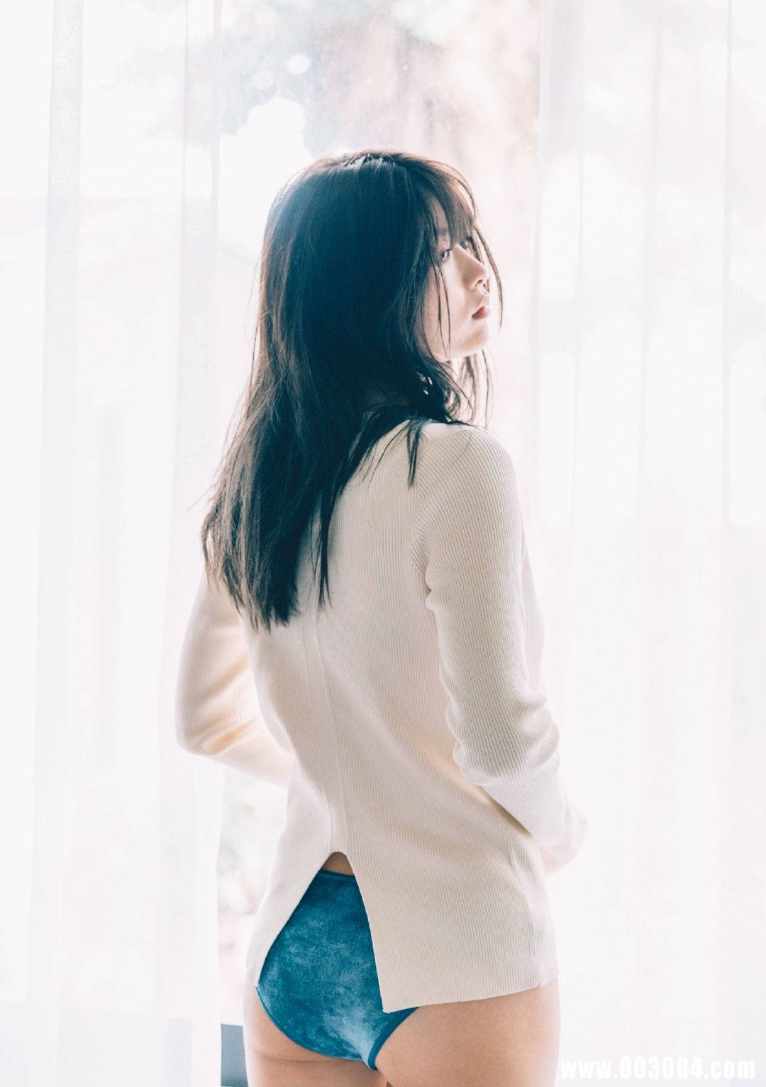 马场富美加首部旅行书《马场ふみか ばばたび》：沉浸在树熊的拥抱中！