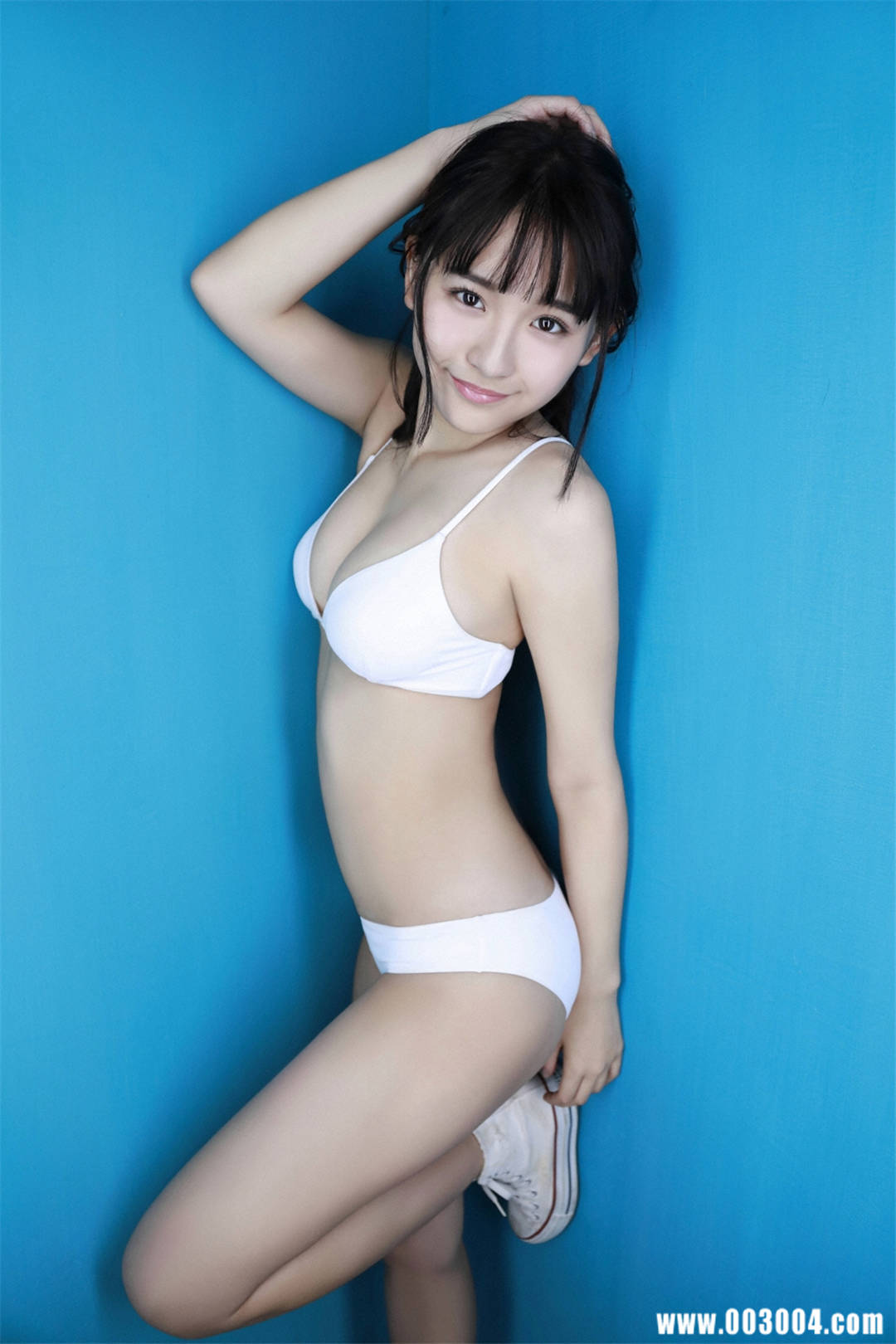 浅川梨奈写真集《HOT SHOT!「ビッグコミックスピリッツ グラビアセレクション」》高清全本