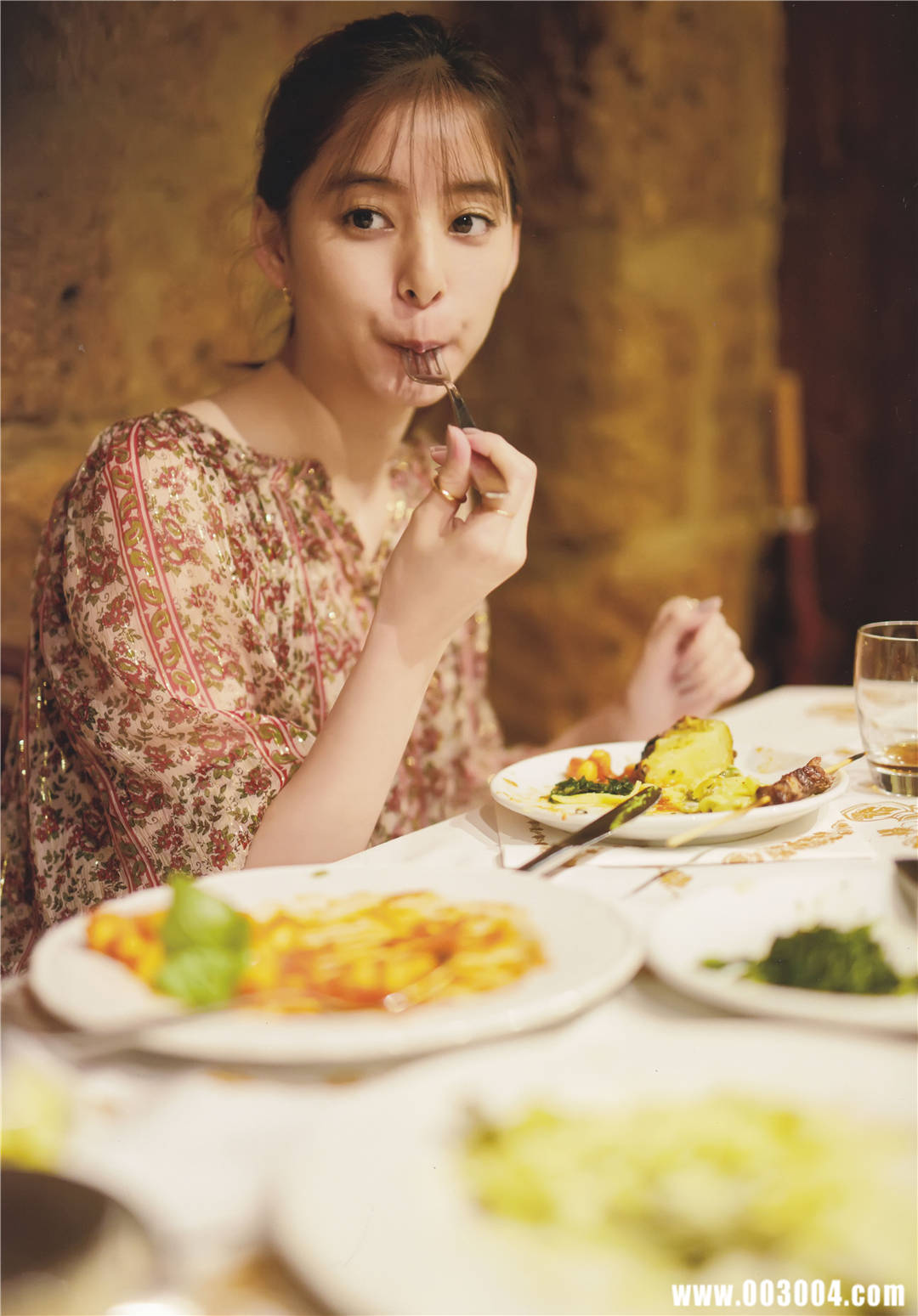 如恋人般の親密 | 新木优子2nd写真集《honey》