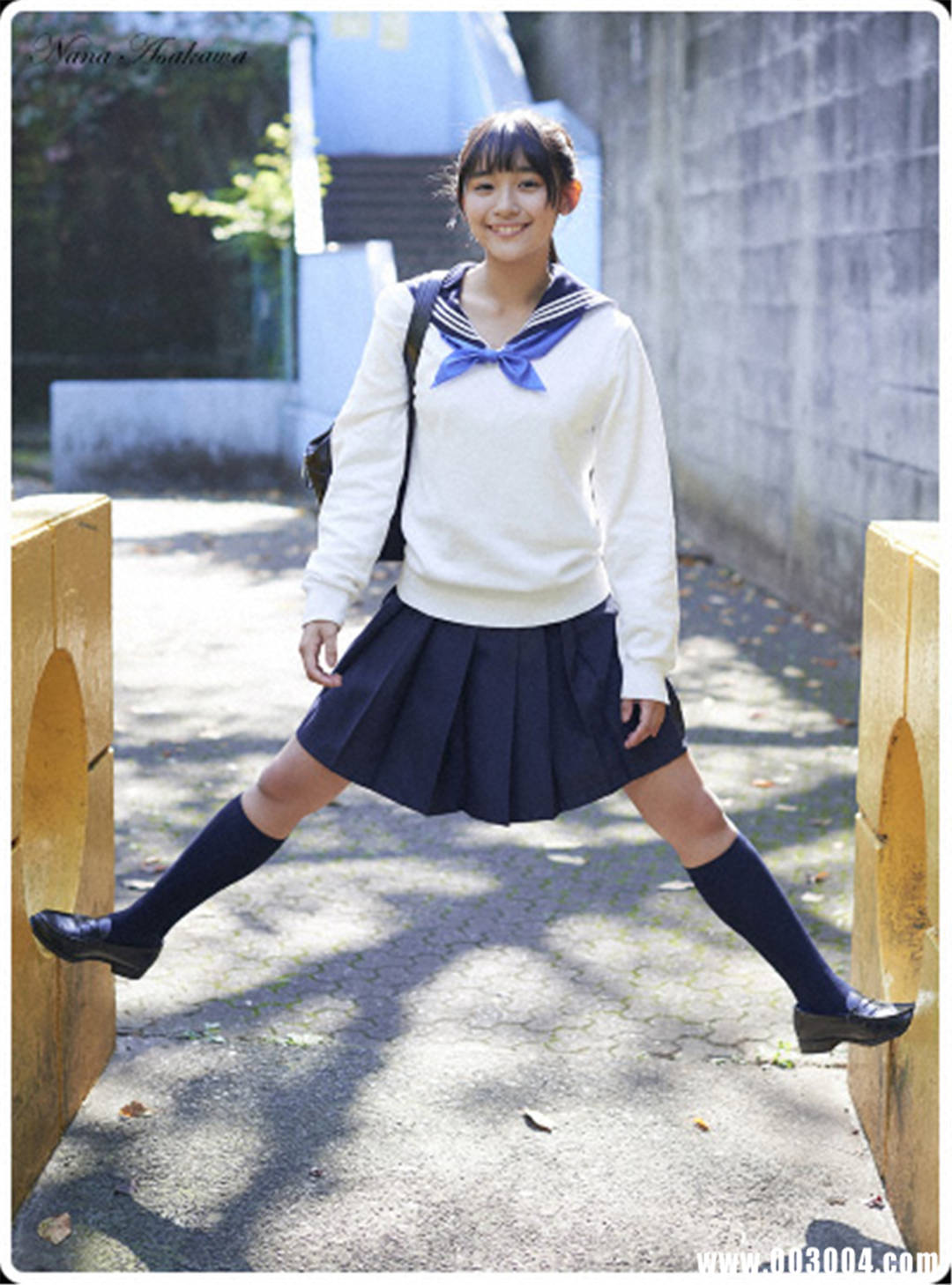 浅川梨奈写真集《スペシャルコンテンツ 目が合ったらもう離れられない》高清全本