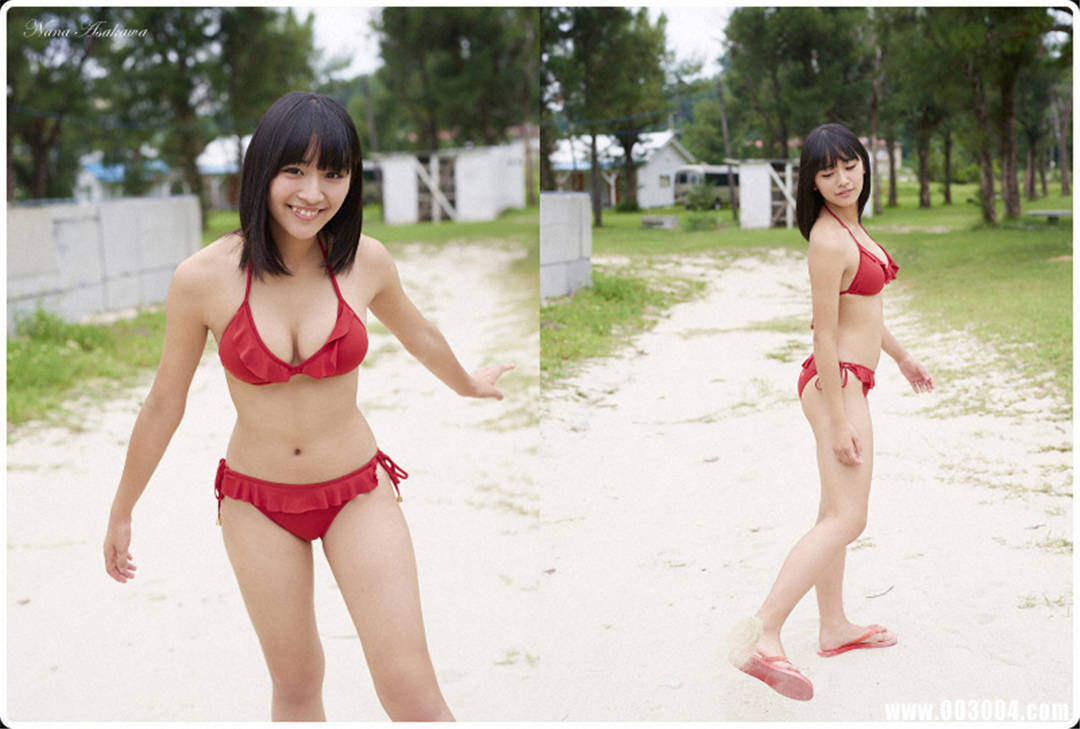 浅川梨奈写真集《スペシャルコンテンツ 目が合ったらもう離れられない》高清全本