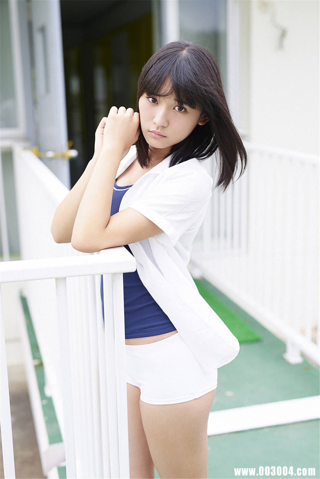 浅川梨奈写真集《スペシャルコンテンツ 目が合ったらもう離れられない》高清全本