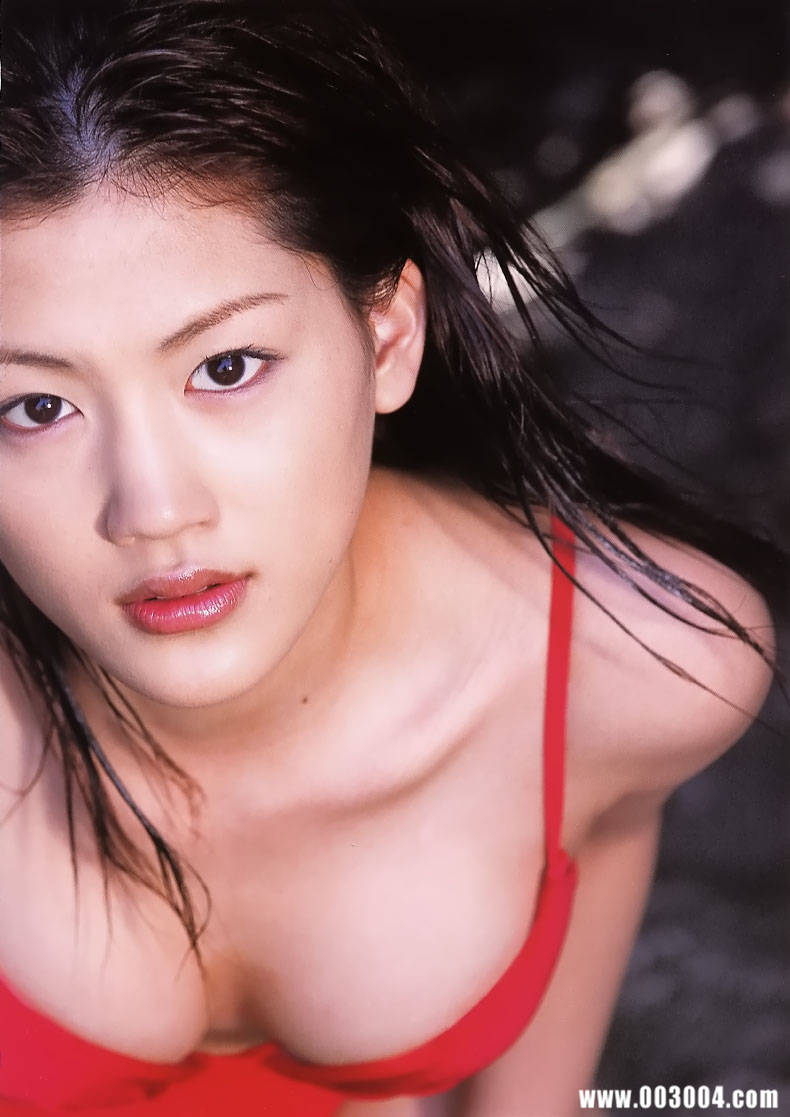 绫濑遥写真集《ひと夏…。》高清全本