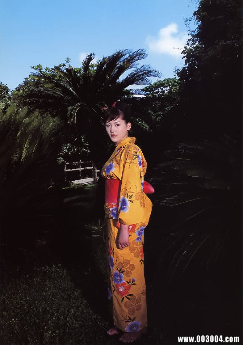 绫濑遥写真集《ひと夏…。》高清全本