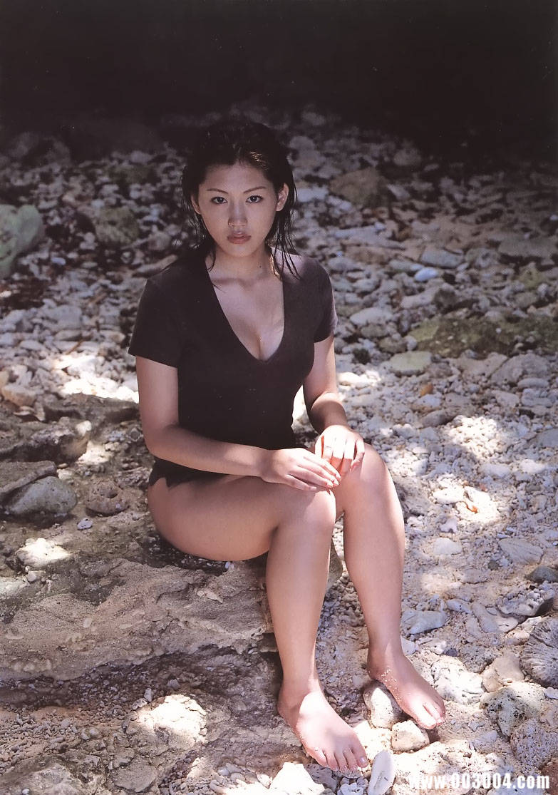 绫濑遥写真集《ひと夏…。》高清全本