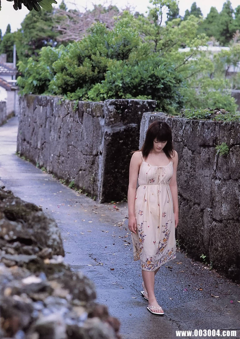 绫濑遥写真集《ひと夏…。》高清全本