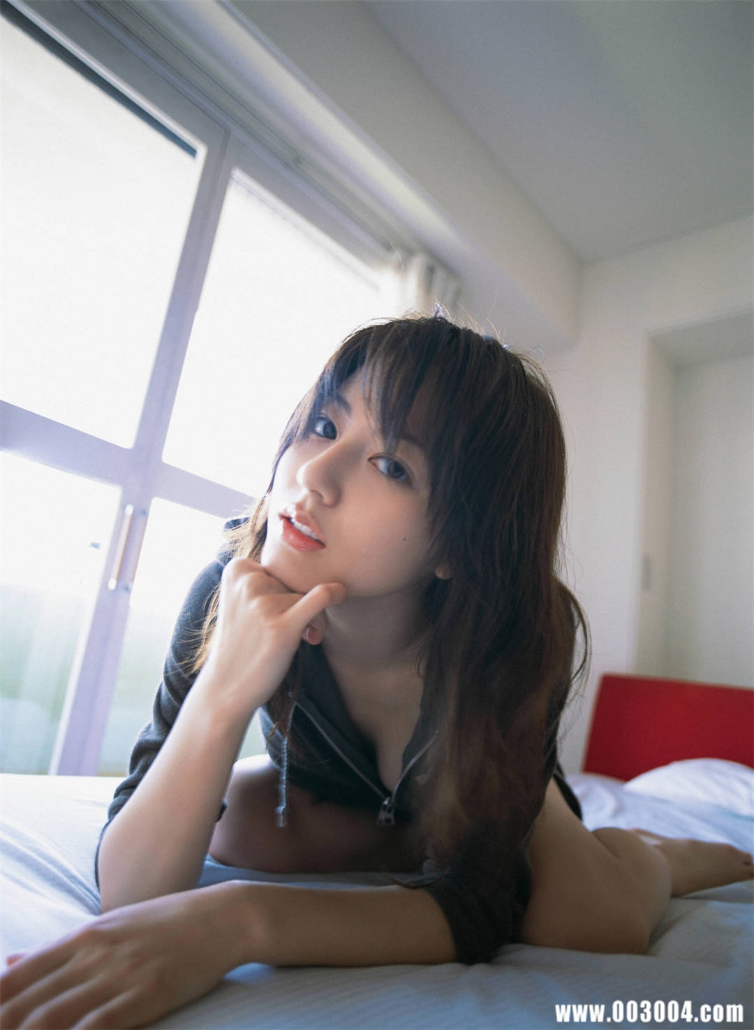 杉本有美写真集《压倒的美少女》高清全本