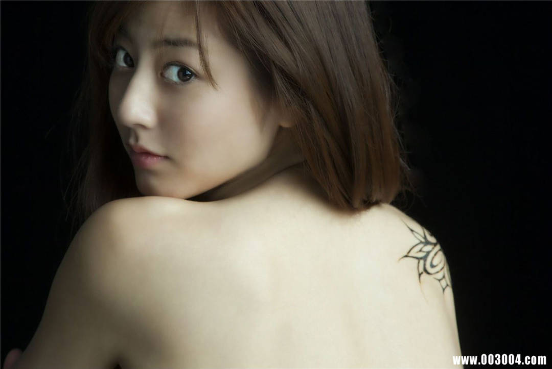 杉本有美写真集《baby don't cry》高清全本