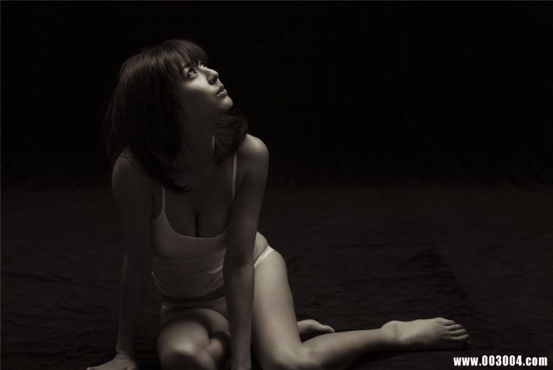 杉本有美写真集《baby don't cry》高清全本