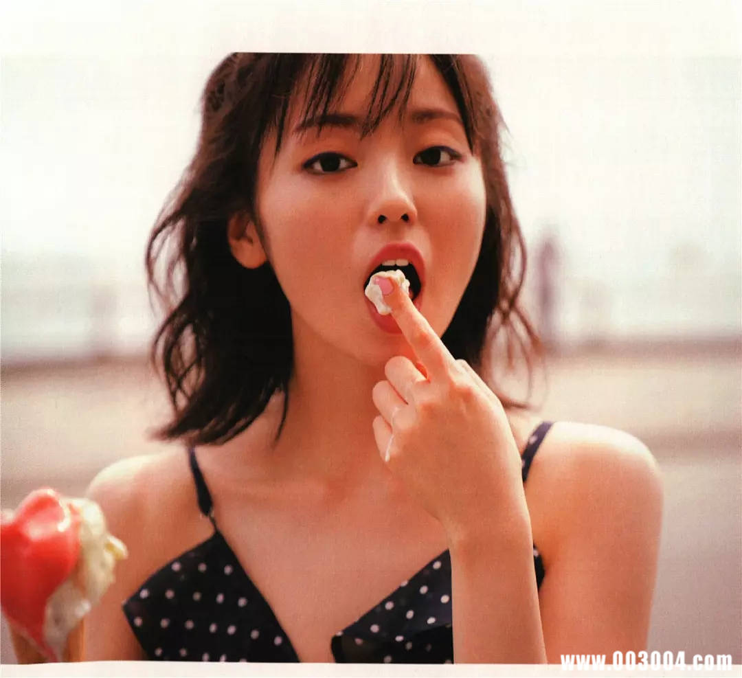 迷之自信の女孩 | 今泉佑唯写真集《誰も知らない私》高清全本