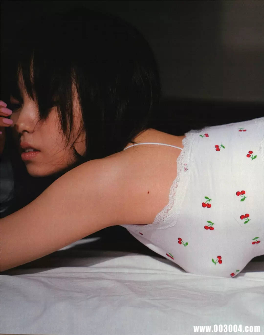 迷之自信の女孩 | 今泉佑唯写真集《誰も知らない私》高清全本