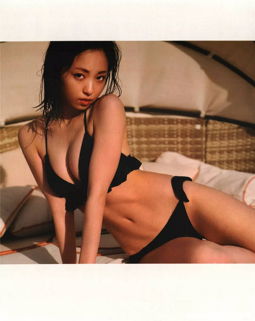 迷之自信の女孩 | 今泉佑唯写真集《誰も知らない私》高清全本