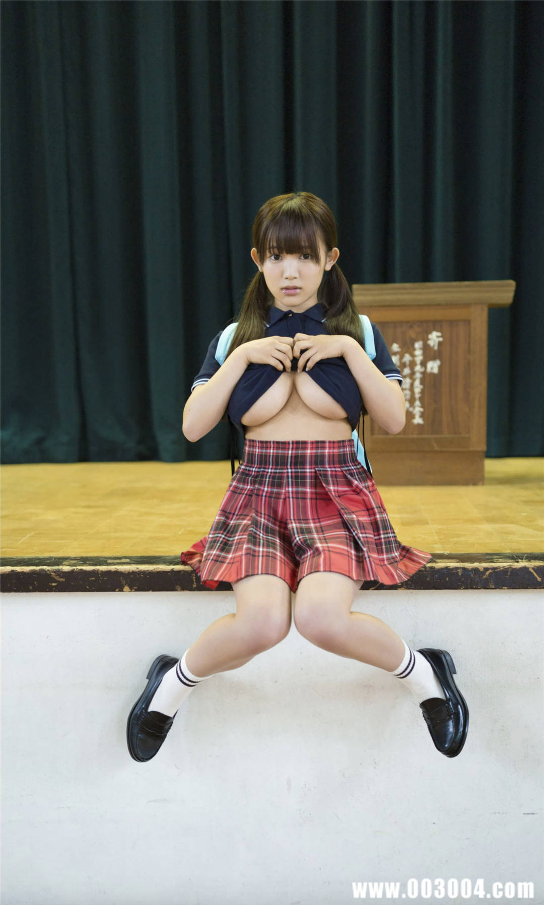 天木纯写真集《モンスターロリ巨乳、爆誕。》高清全本