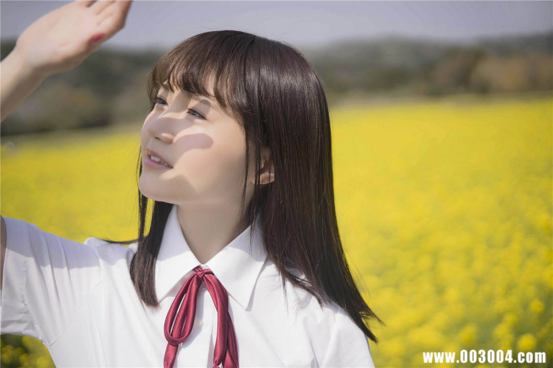 尾崎由香写真集《 ぼくは ただ きみと···》高清全本