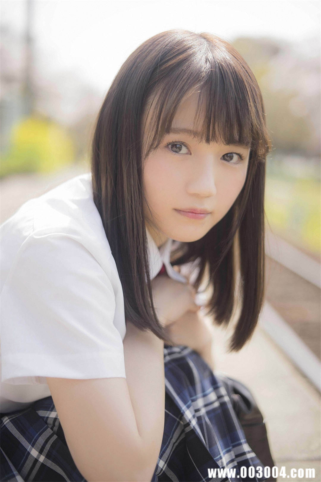 尾崎由香写真集《 ぼくは ただ きみと···》高清全本