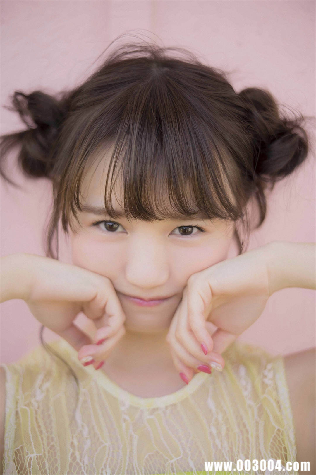 尾崎由香写真集《 ぼくは ただ きみと···》高清全本