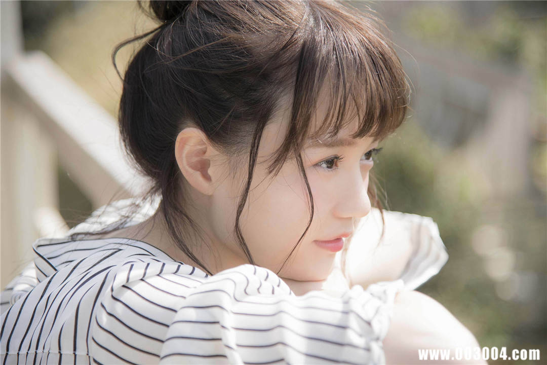 尾崎由香写真集《 ぼくは ただ きみと···》高清全本