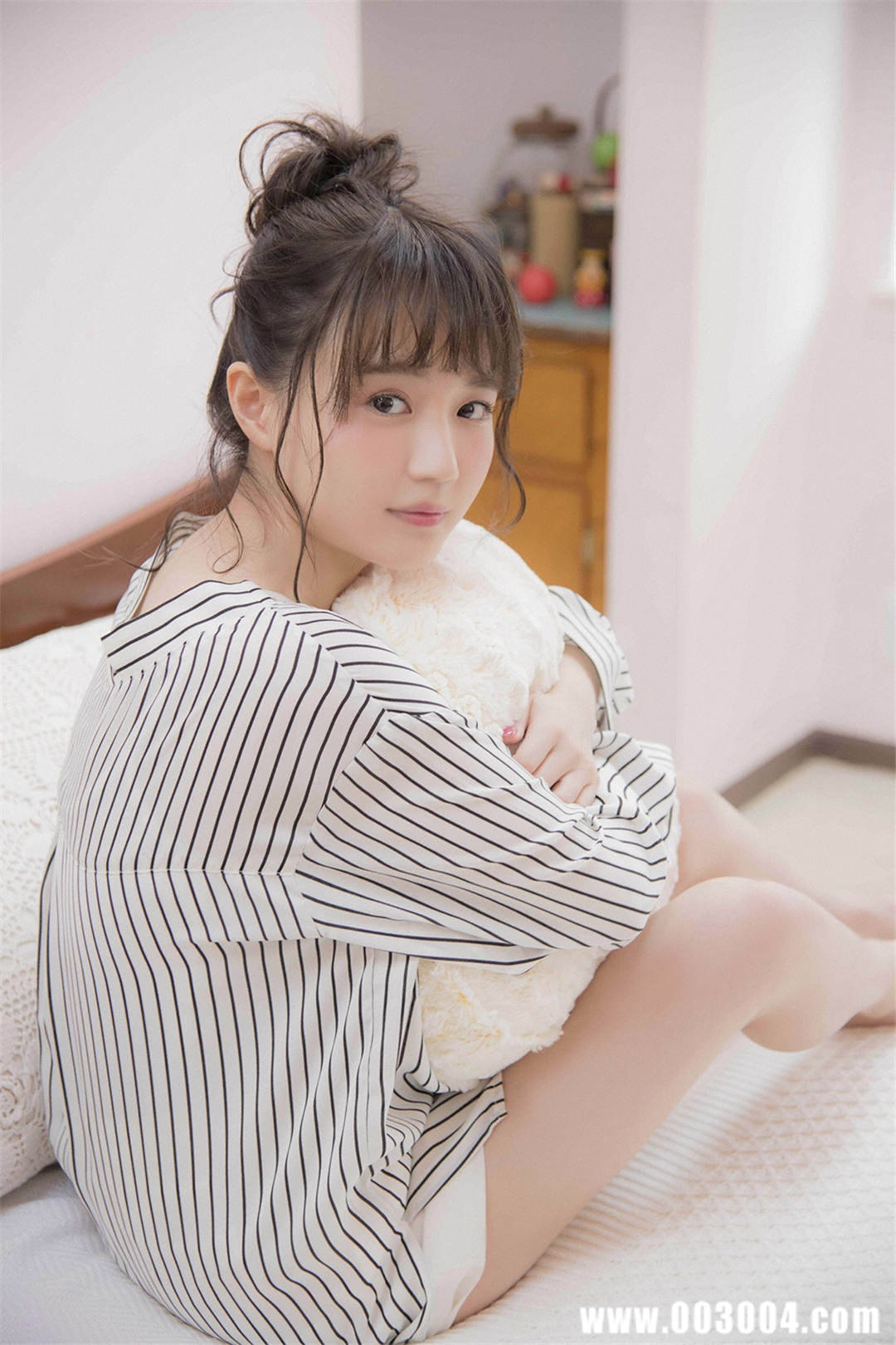 尾崎由香写真集《 ぼくは ただ きみと···》高清全本