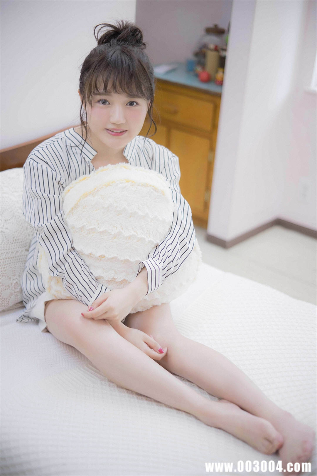 尾崎由香写真集《 ぼくは ただ きみと···》高清全本