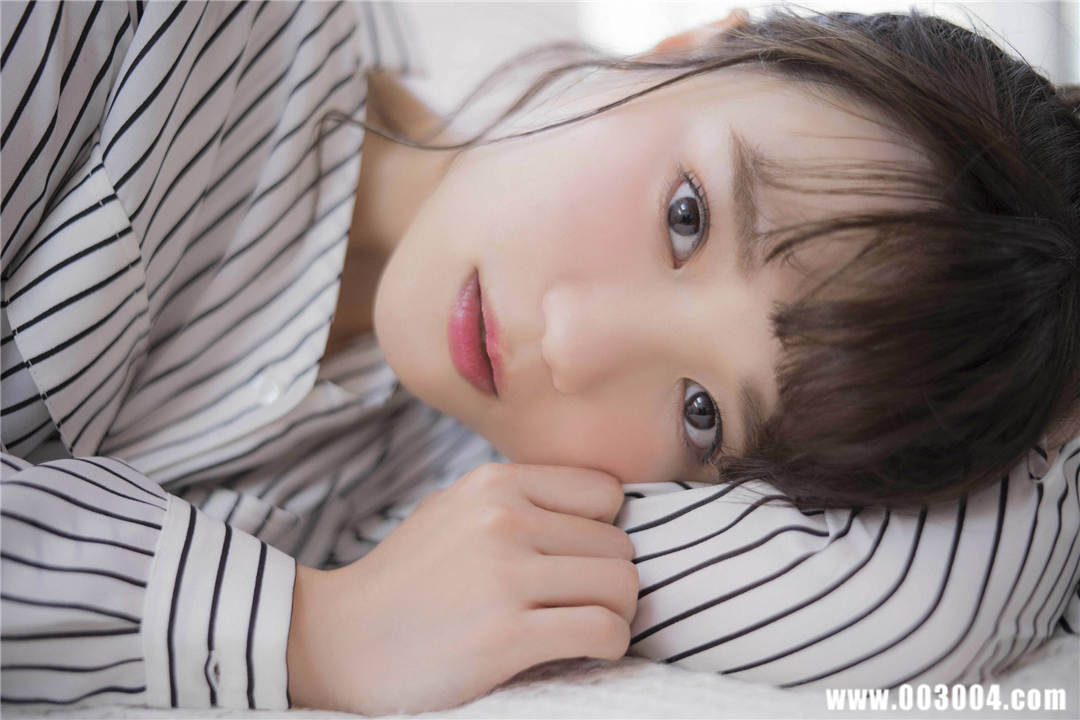 尾崎由香写真集《 ぼくは ただ きみと···》高清全本