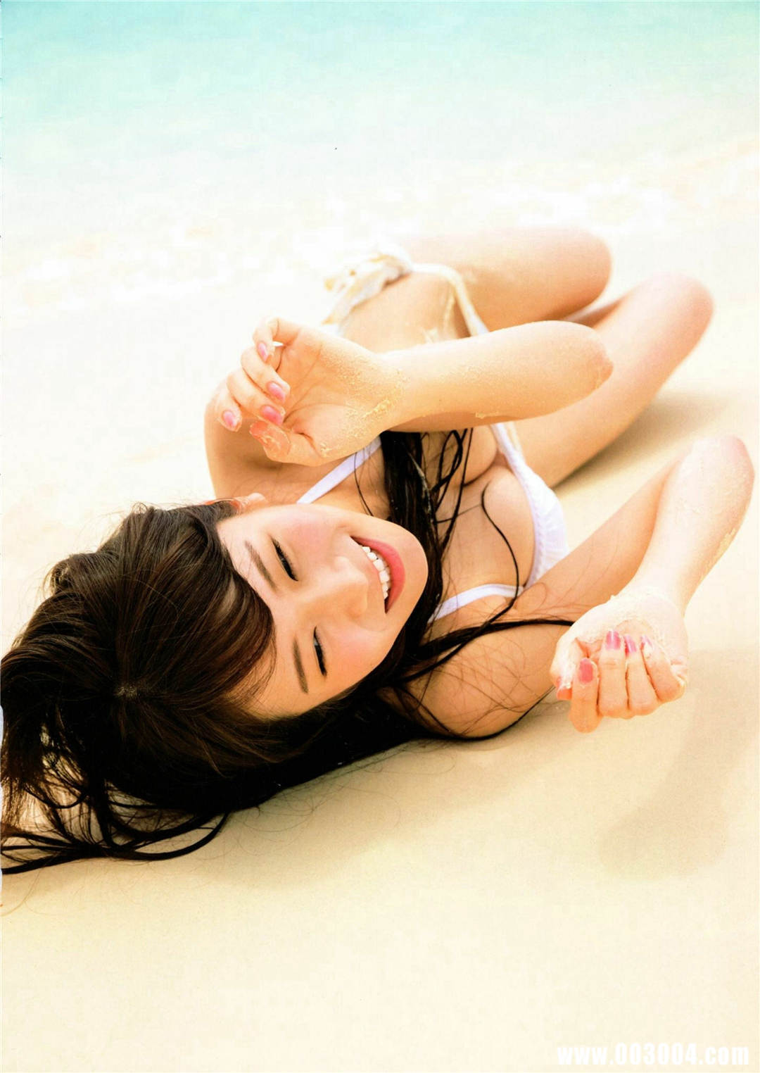 秋元真夏1ST写真集《真夏の気圧配置》高清全本