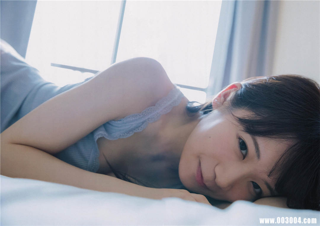 秋元真夏1ST写真集《真夏の気圧配置》高清全本