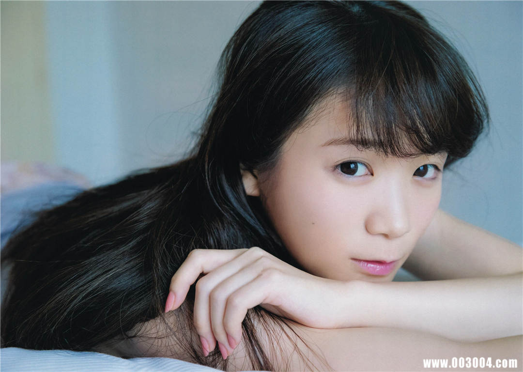 秋元真夏1ST写真集《真夏の気圧配置》高清全本