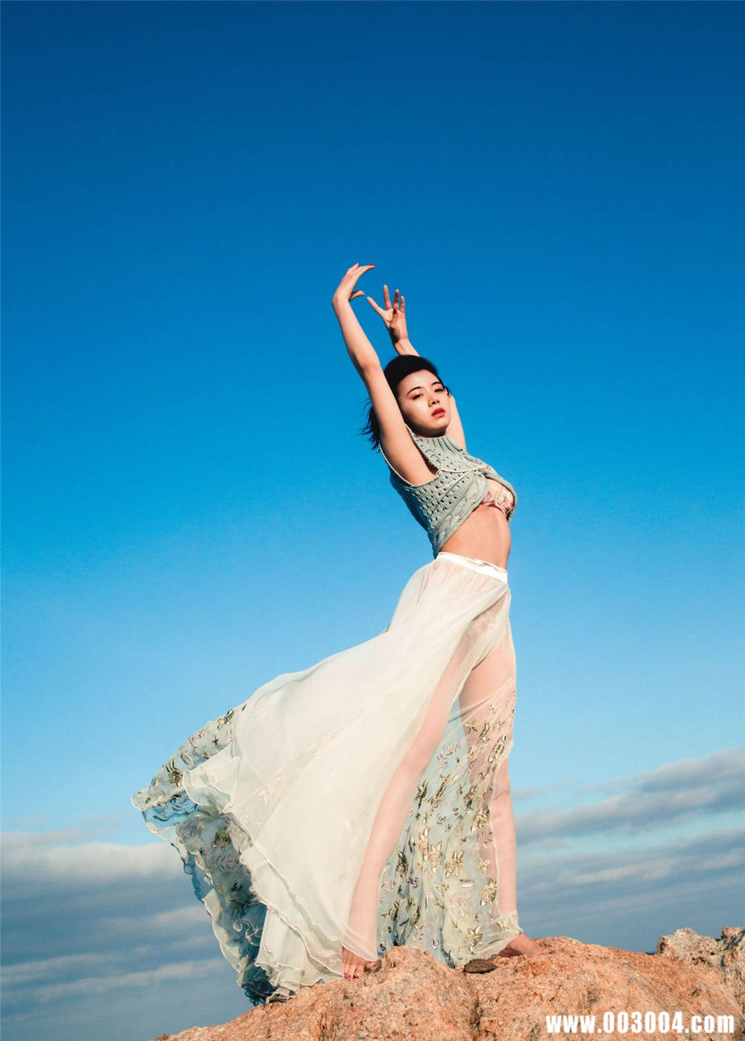 池田依来沙1ST写真集《Pinturita》高清全本